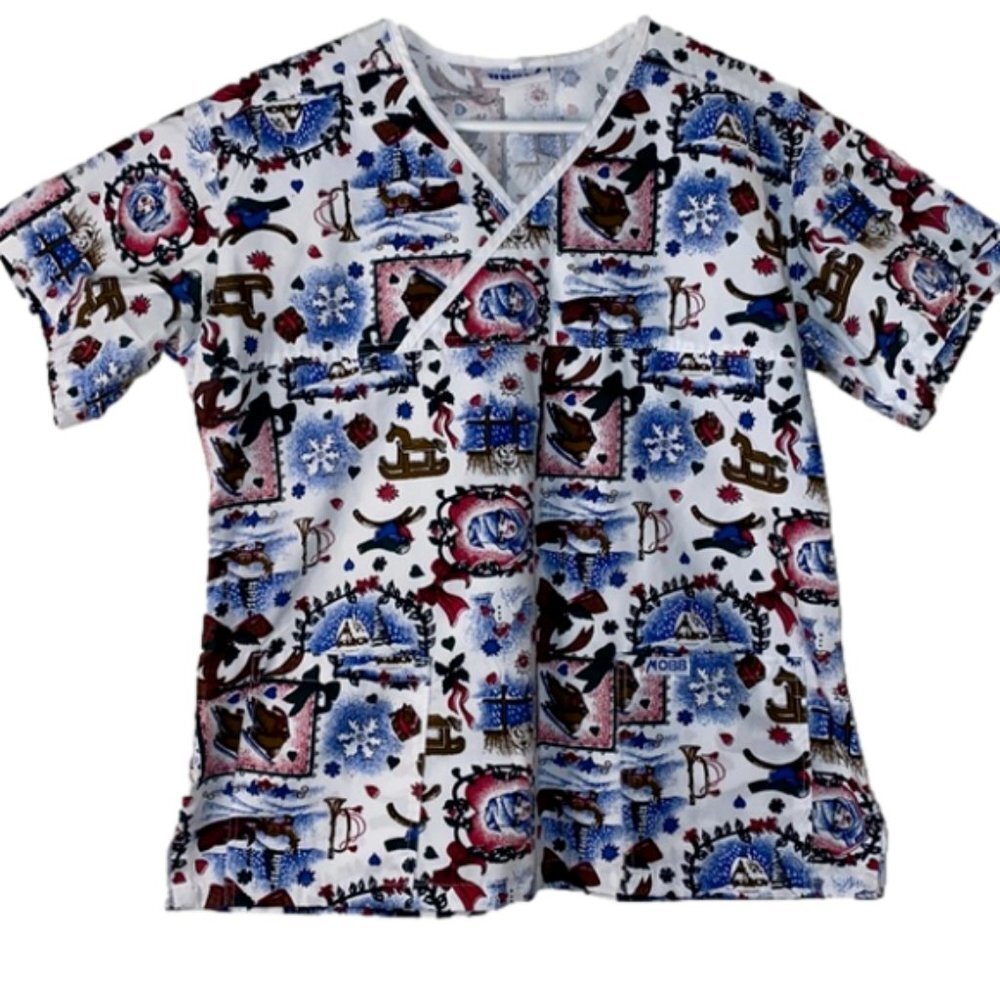 Mobb Women's Blue White Classic Christmas Winter Theme Scrub Top (Size Medium)